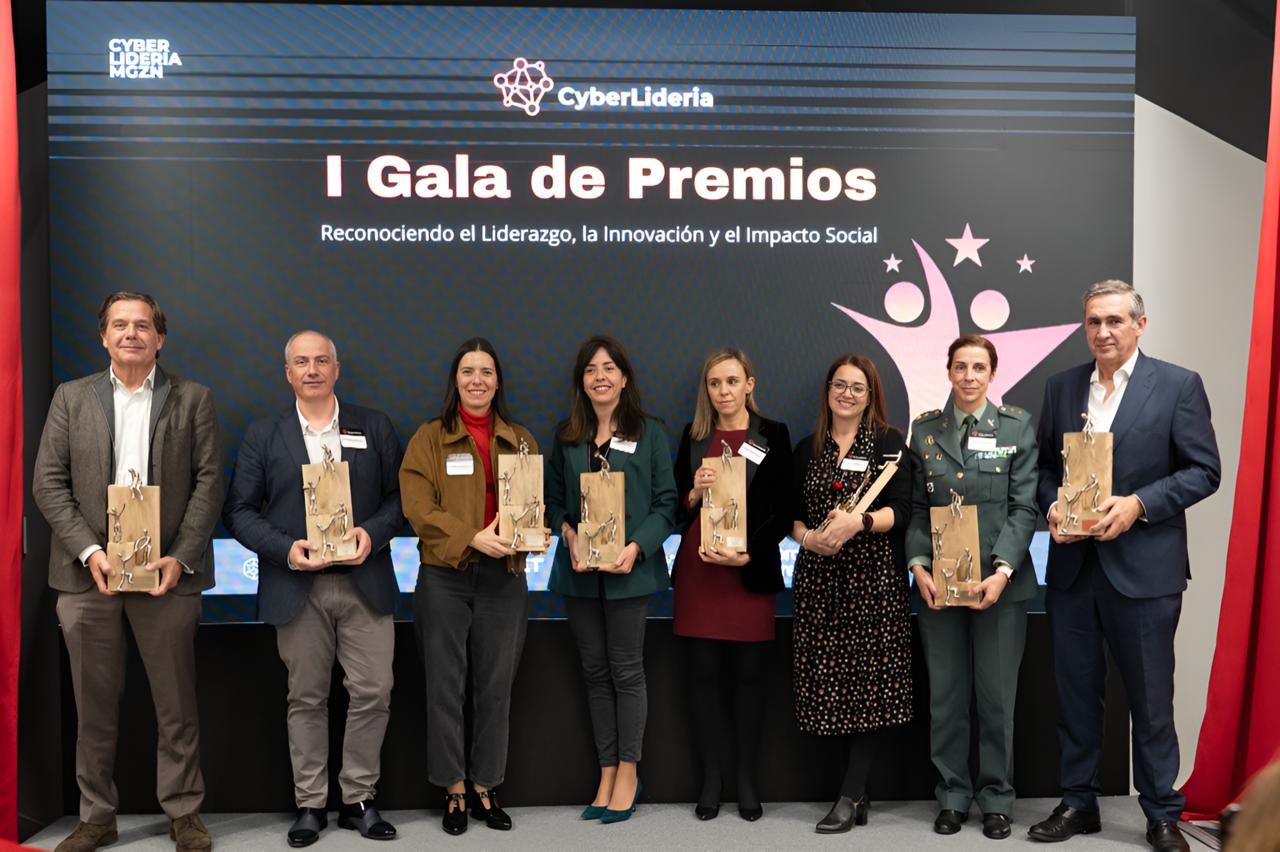 I Gala Premios Cyberlideria - Galardón Espítiru de Colaboración al Foro Nacional de Ciberseguridad - 26 de febrero 2025